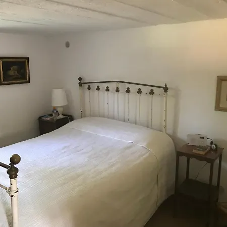 The Snug Réville